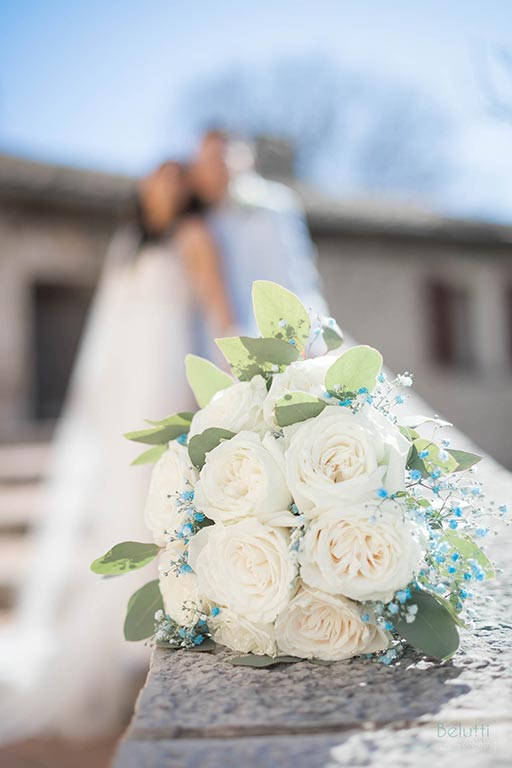 Mariage Yasmin & Romain bouquet éclatant de la mariée